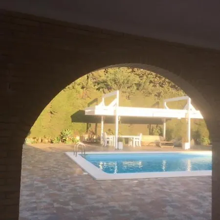 Torrealta, 4000 M2 Vila