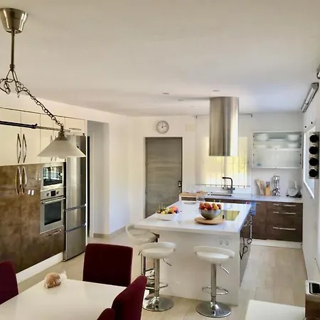 Vila Torrealta, 4000 M2