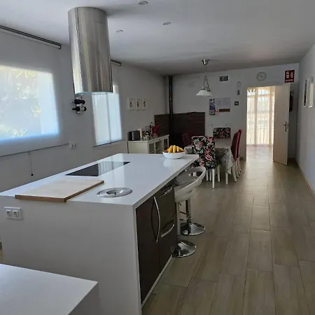 Torrealta, 4000 M2 Vila *