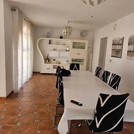 Torrealta, 4000 M2 Vila
